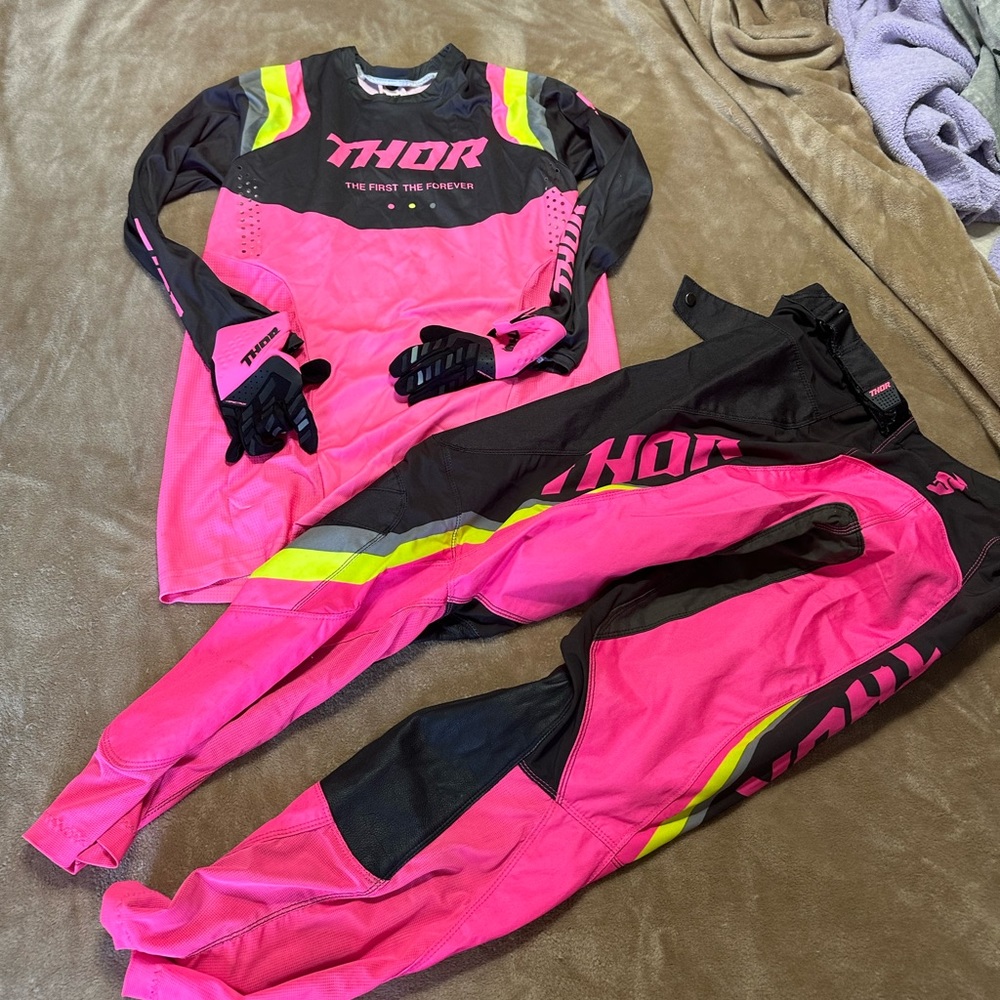 COPY - Dirtbike gear set
